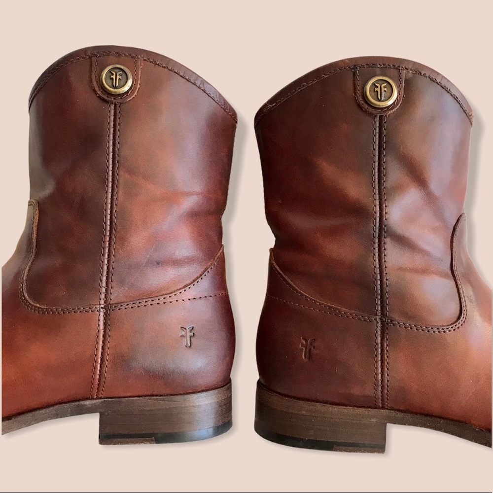 Frye Melissa Button 2 Short Leather Ankle Booties - Picture 16 of 16